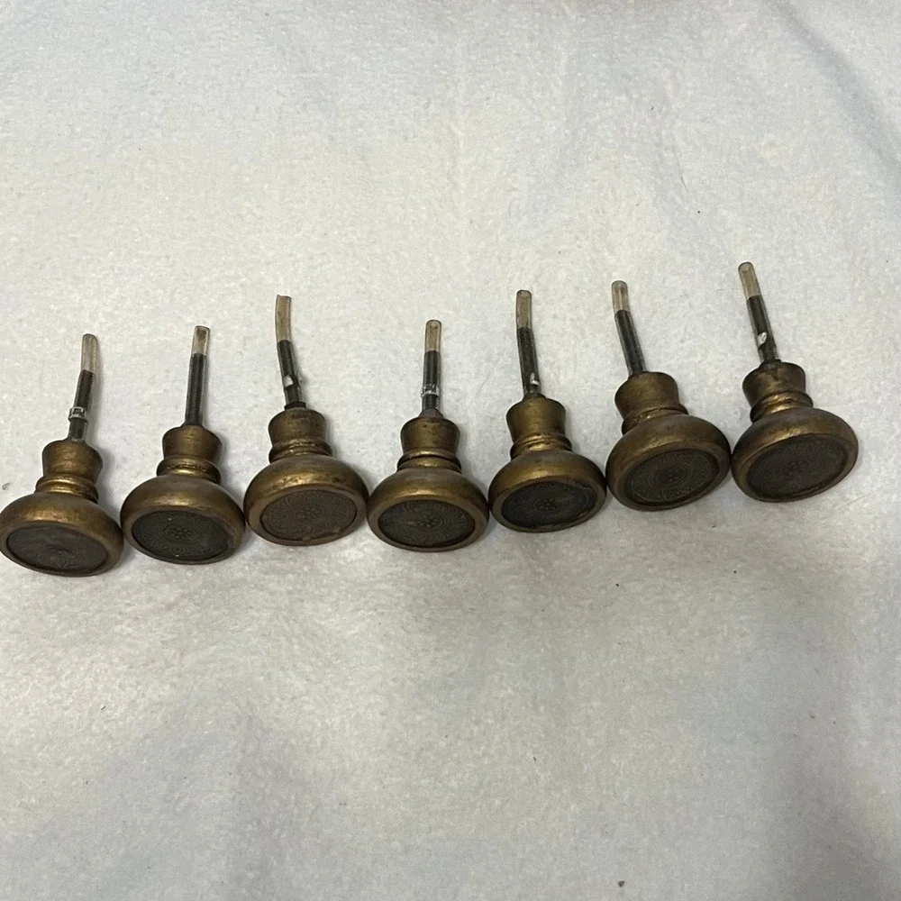 Pier 1 Knobs Bronze Color Cabinet Knobs Set of 7 Lightweight Wood Or Resin? 1.5